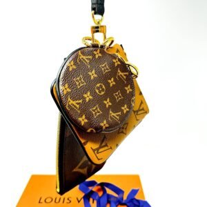 LOUIS VUITTON Reverse Monogram Giant Trio Pouch | AlmaBagz