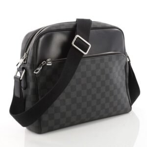 Louis Vuitton Dayton Reporter Damier Graphite MM | AlmaBagz