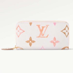 Louis Vuitton LV Unisex Zippy Wallet Beige Monogram Coated Canvas Zip Closure | AlmaBagz