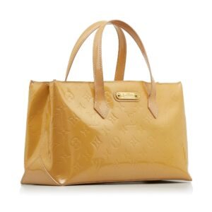 Louis Vuitton Monogram Vernis Wilshire PM (SHG-CTJjqY) | AlmaBagz