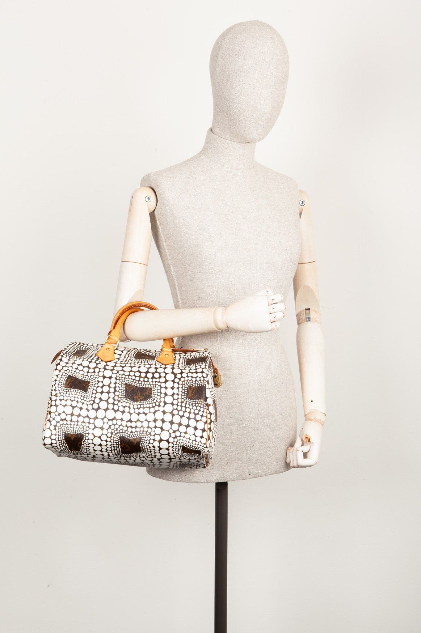 LOUIS VUITTON Speedy 30 Yayoi Kusama 2012 | AlmaBagz