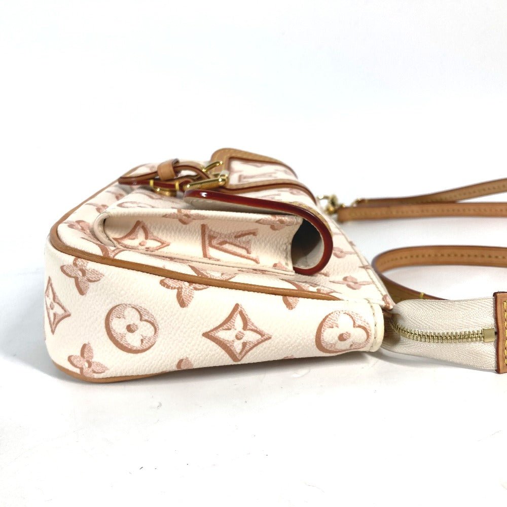 LOUIS VUITTON Shoulder Bag M20920 Monogram canvas Beige type Monogram Maxi Pochette Accessory | AlmaBagz - Image 8