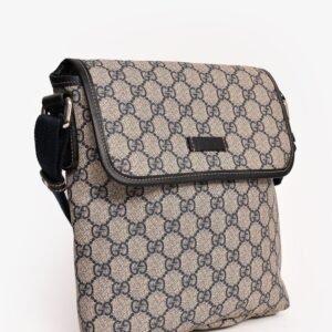 Gucci Cream/Navy GG Supreme Messenger Bag | AlmaBagz