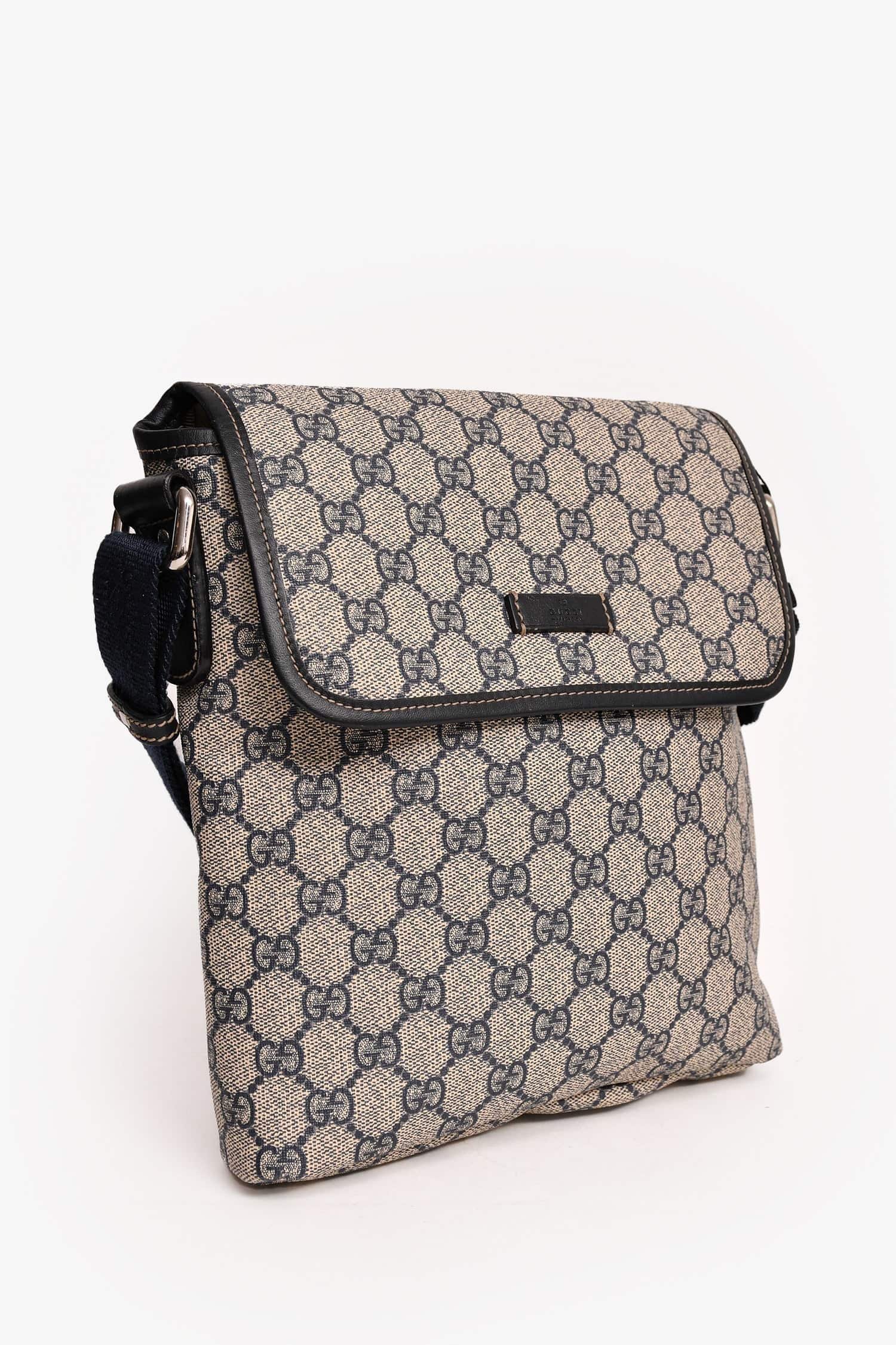 Gucci Cream/Navy GG Supreme Messenger Bag | AlmaBagz
