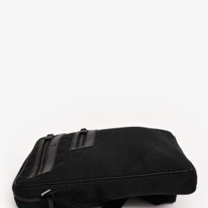 Gucci Black GG Supreme Canvas Messenger Bag | AlmaBagz