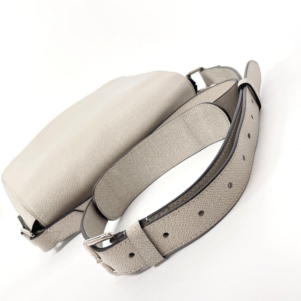 LOUIS VUITTON Shoulder Bag M32733 Taiga Leather off white Roman PM | AlmaBagz - Image 6