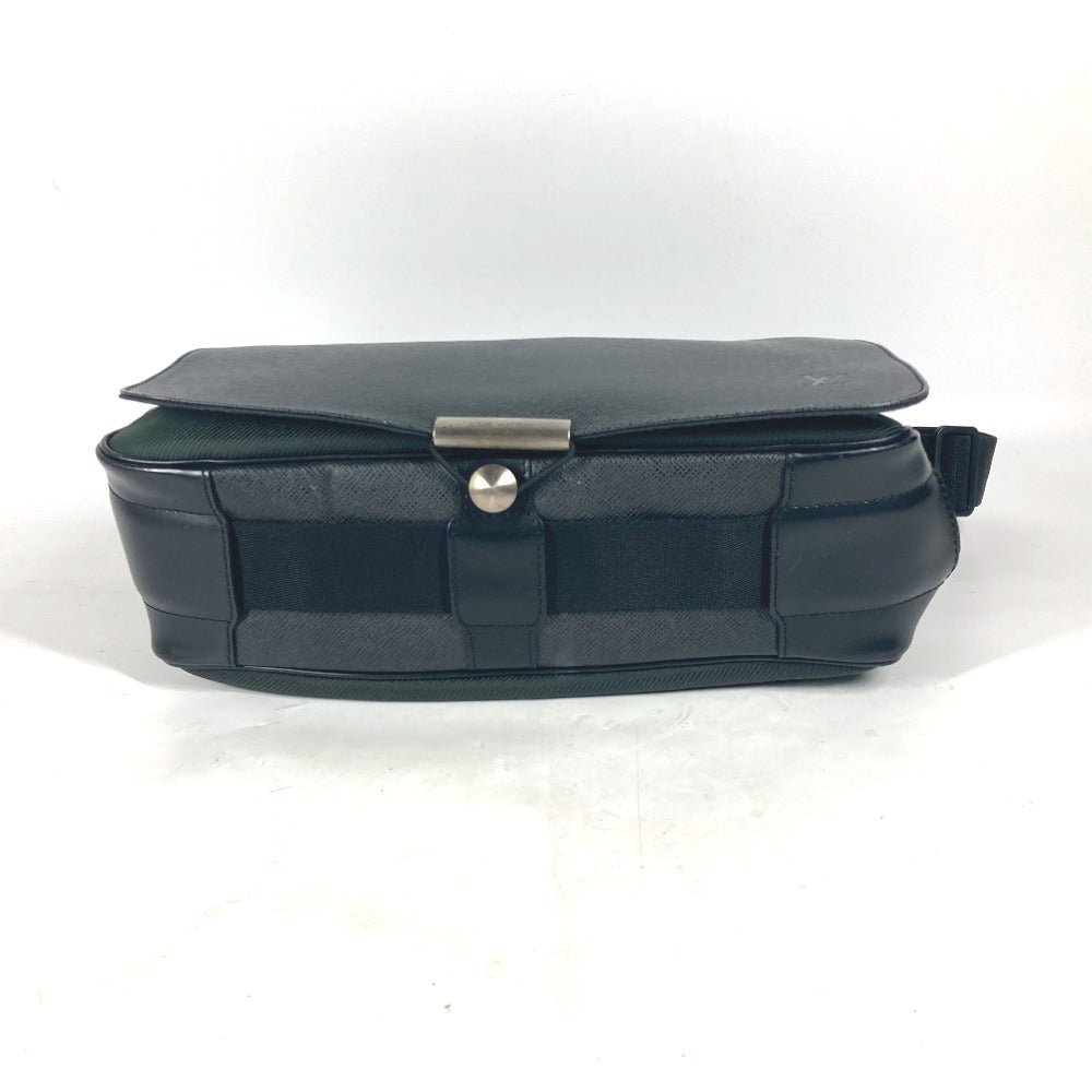 LOUIS VUITTON Shoulder Bag M30142 Taiga Leather, Nylon Canvas black Taiga Victor | AlmaBagz - Image 4