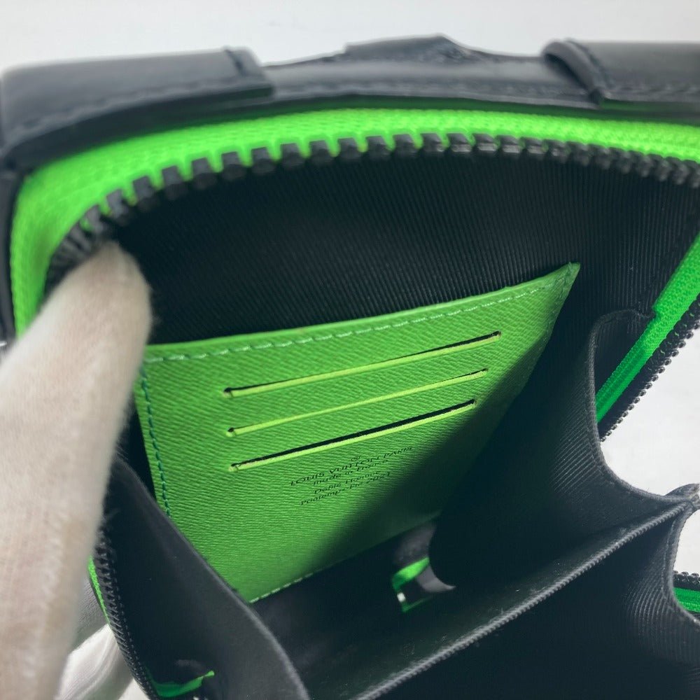 LOUIS VUITTON Shoulder Bag M80144 Monogram canvas Brown Monogram Soft Trunk Phone Box unisex(Unisex) Used | AlmaBagz - Image 9