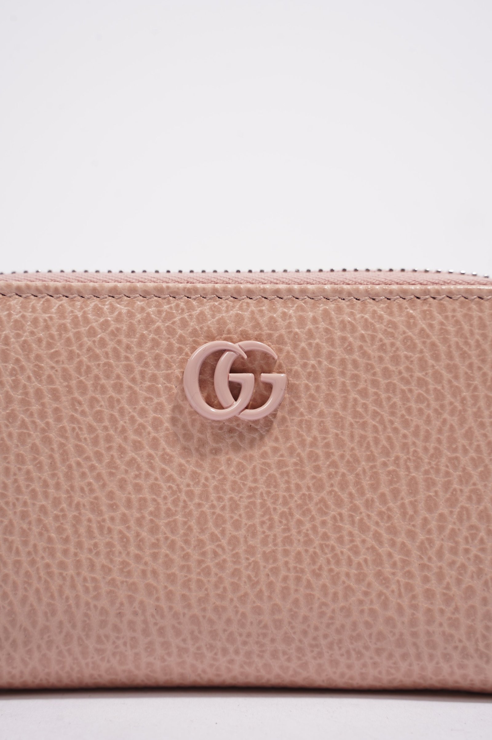 Gucci Zip Around Purse Pink Leather | AlmaBagz