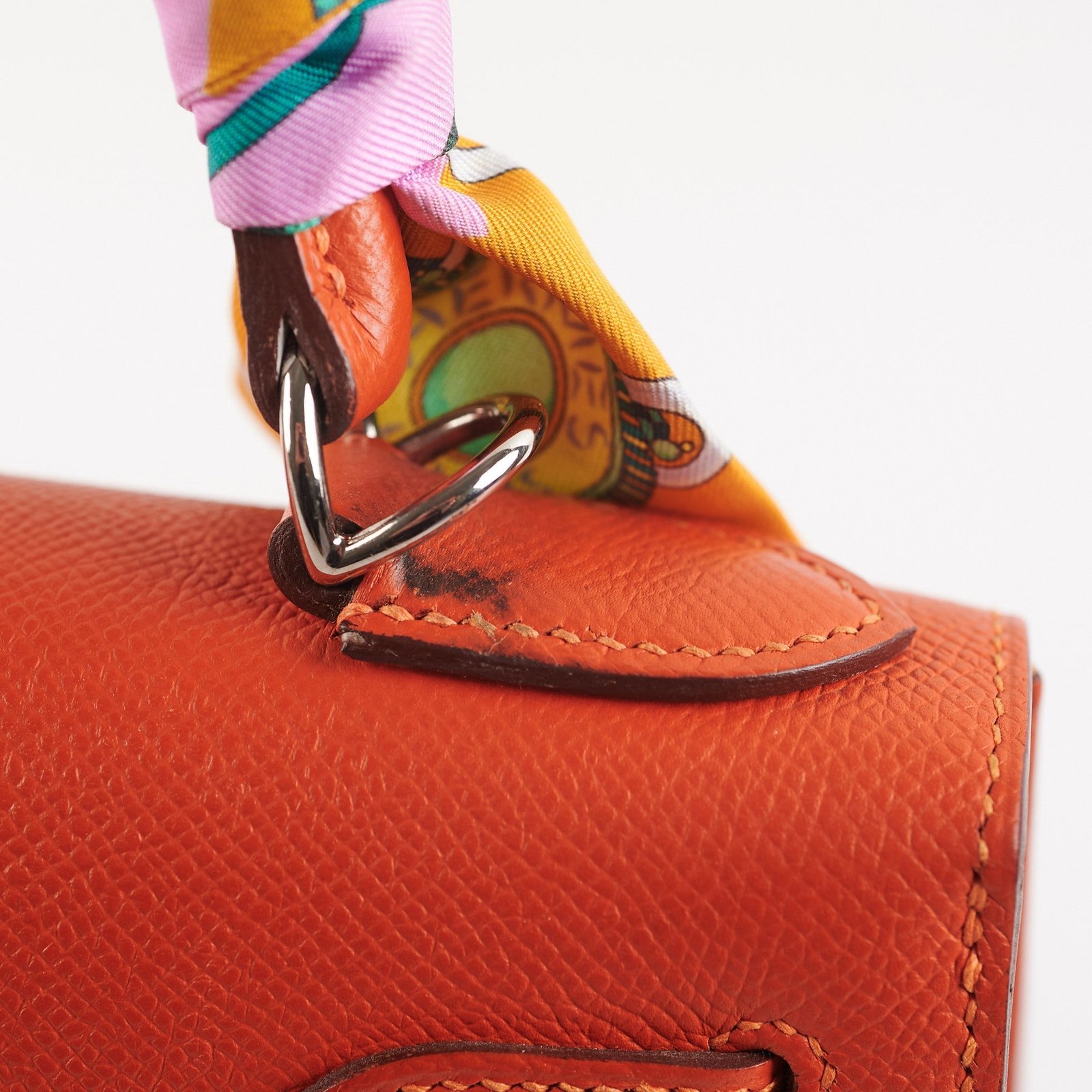 Hermes Kelly 28 Epsom Orange Stamp O square (2011) | AlmaBagz - Image 4