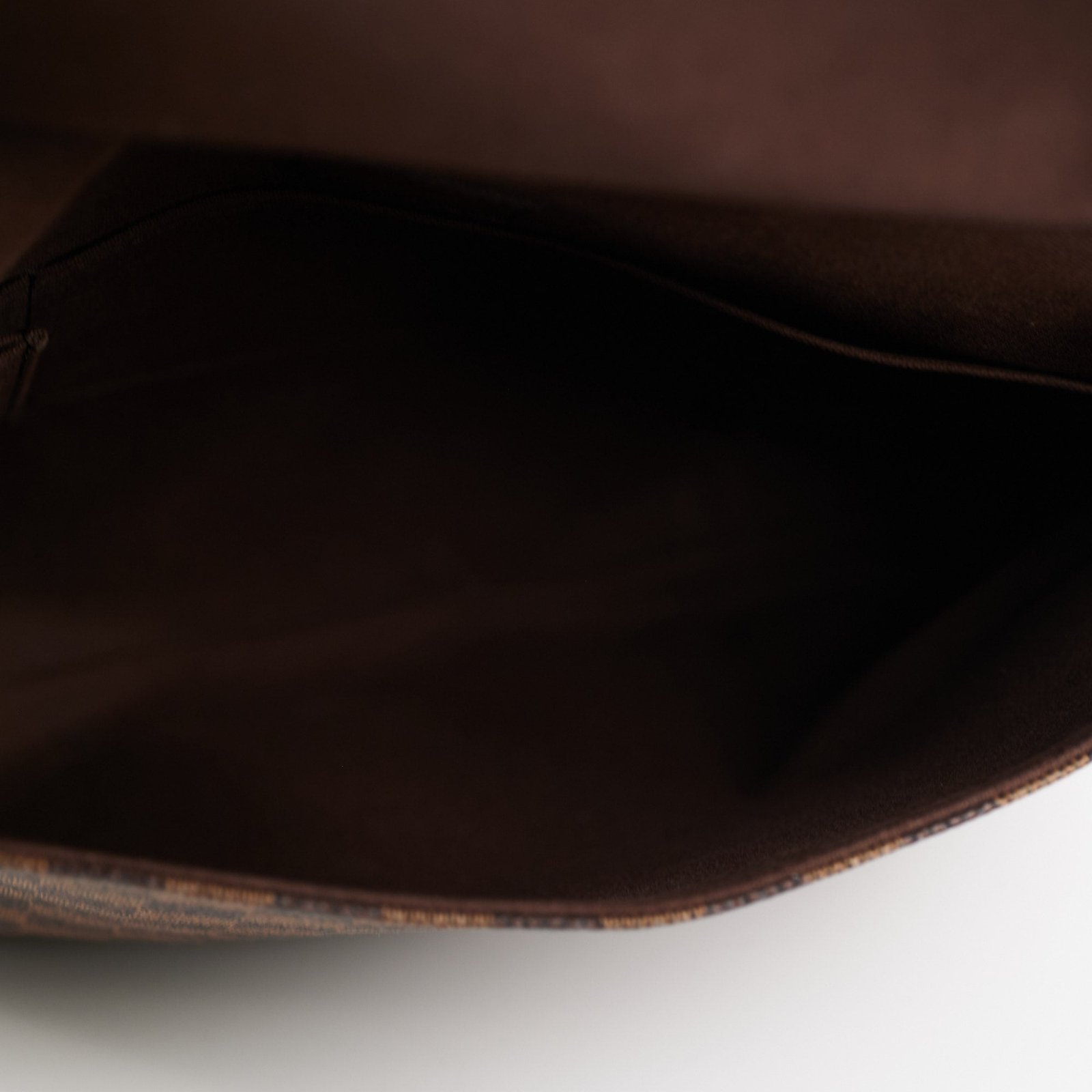 Louis Vuitton Satchel Damier Ebene | AlmaBagz - Image 6