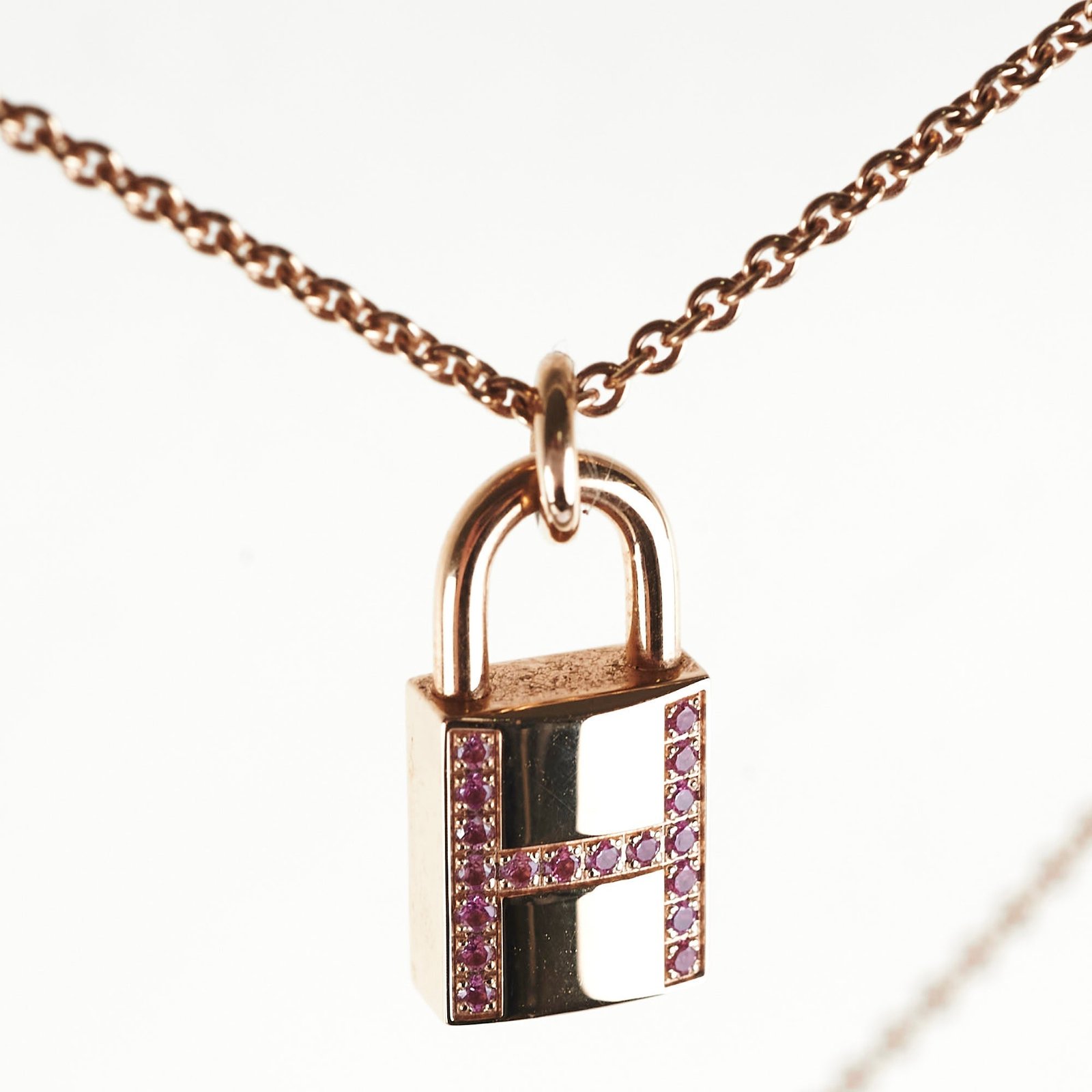 Hermes Cadenas Pendant Pink Sapphire | AlmaBagz