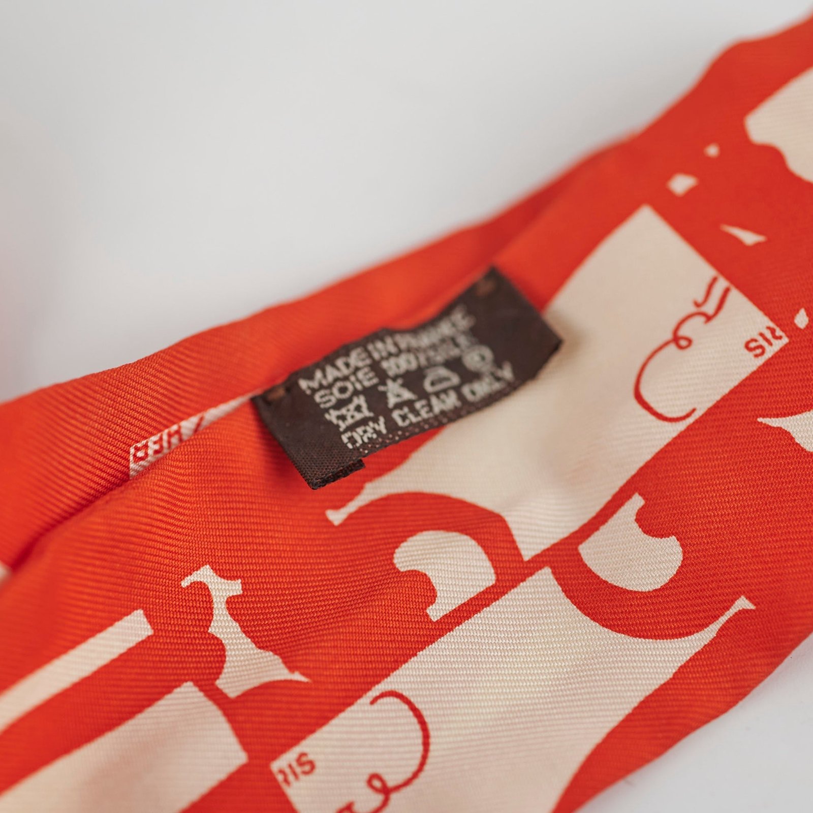 Hermes Orange Twilly | AlmaBagz