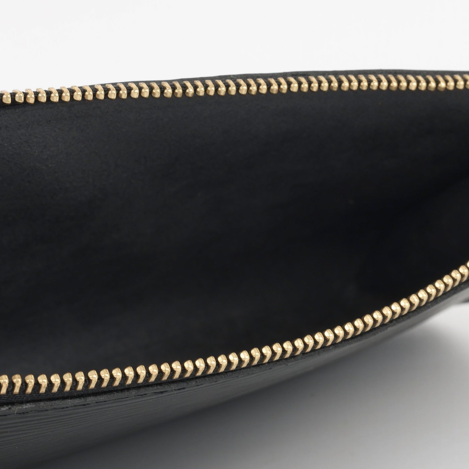 Louis Vuitton Pochette Accessoires - Black Epi | AlmaBagz - Image 2