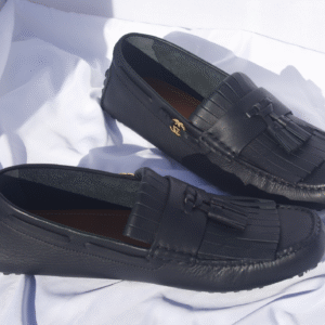 Gucci Men's Black Driving Shoe with Tassel | AlmaBagz