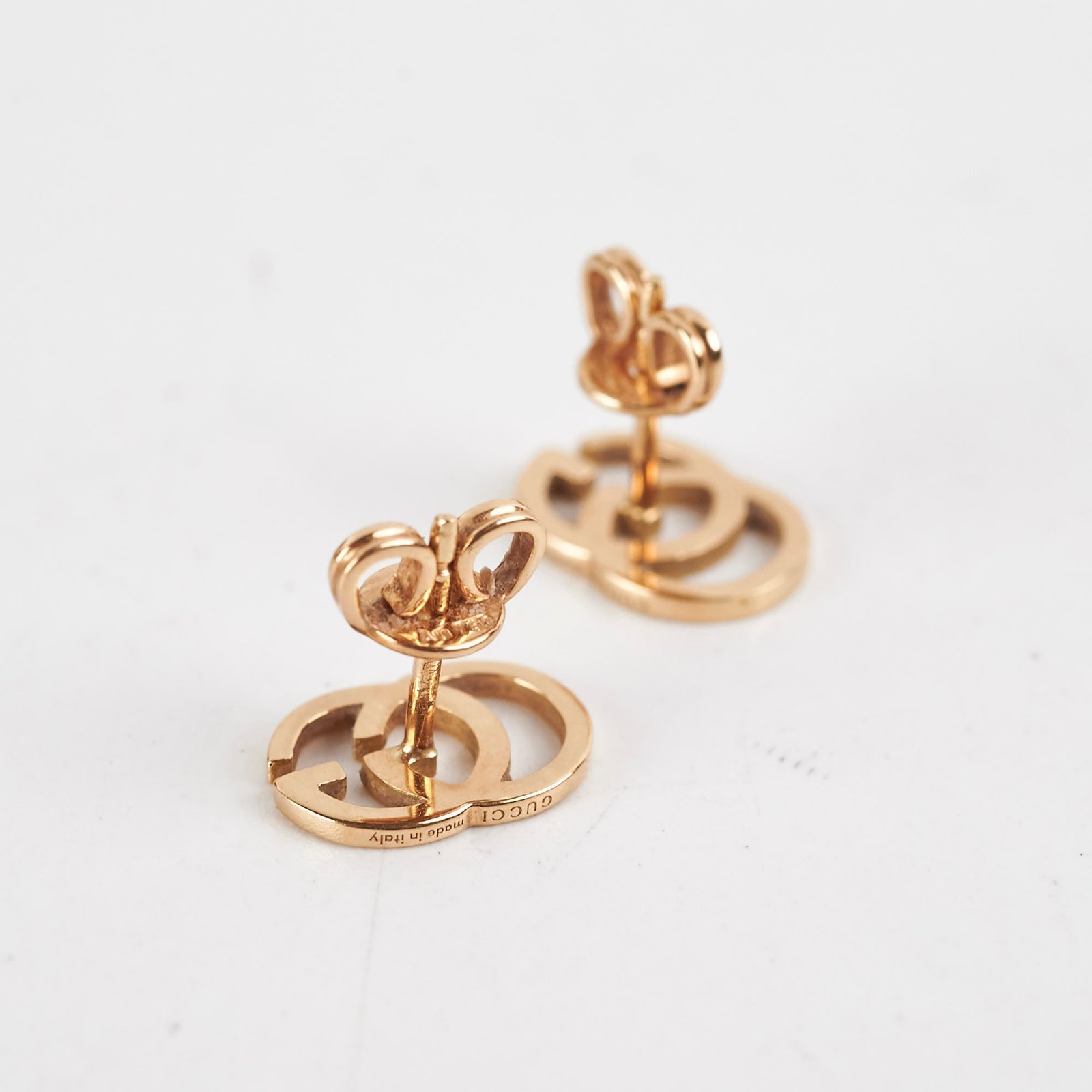 Gucci GG Rubbing Stud Earrings | AlmaBagz