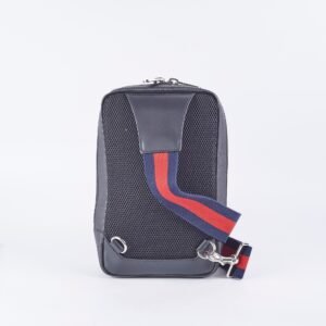 Gucci Messenger Monogram Black Slingbag | AlmaBagz