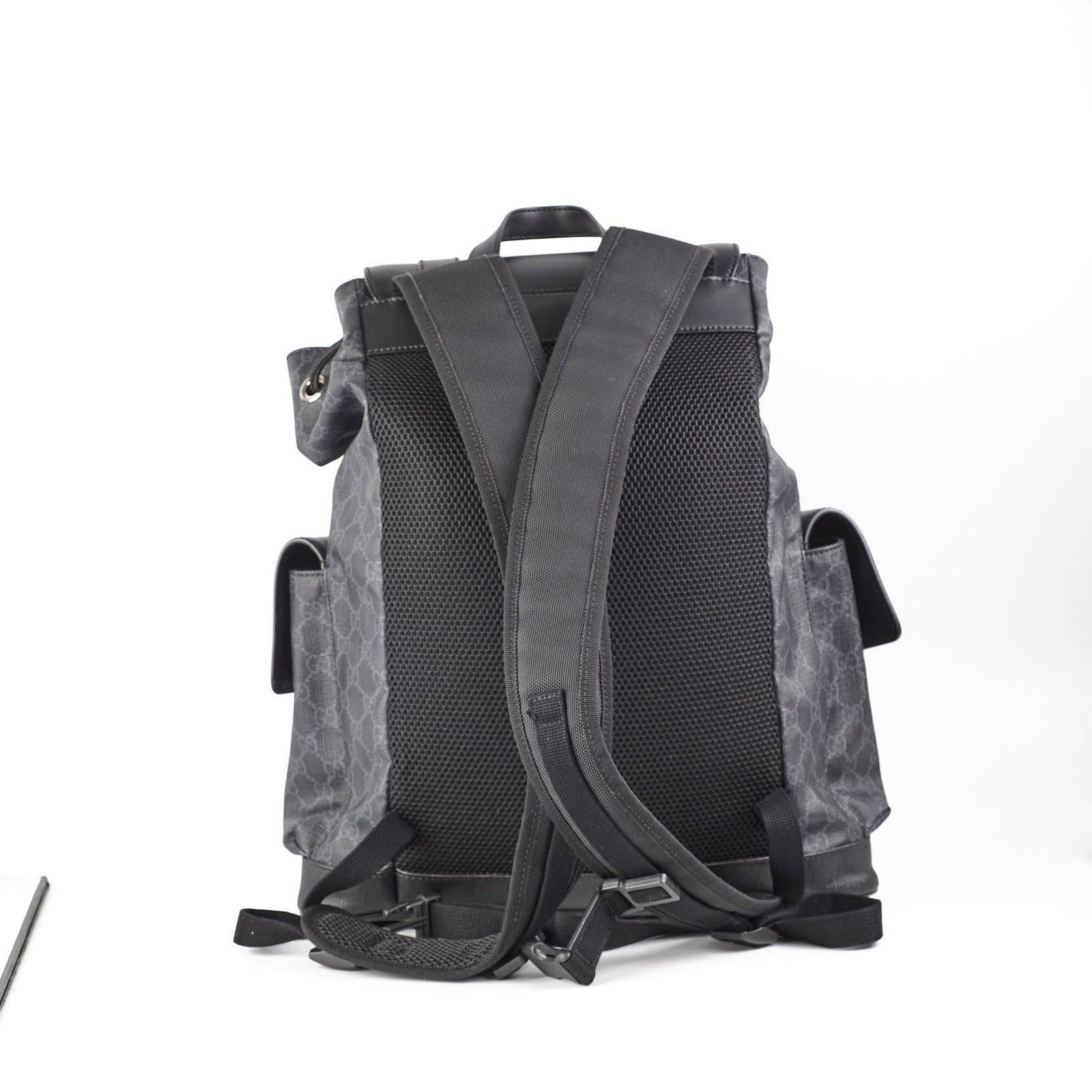 Gucci Monogram Black Men's Backpack | AlmaBagz