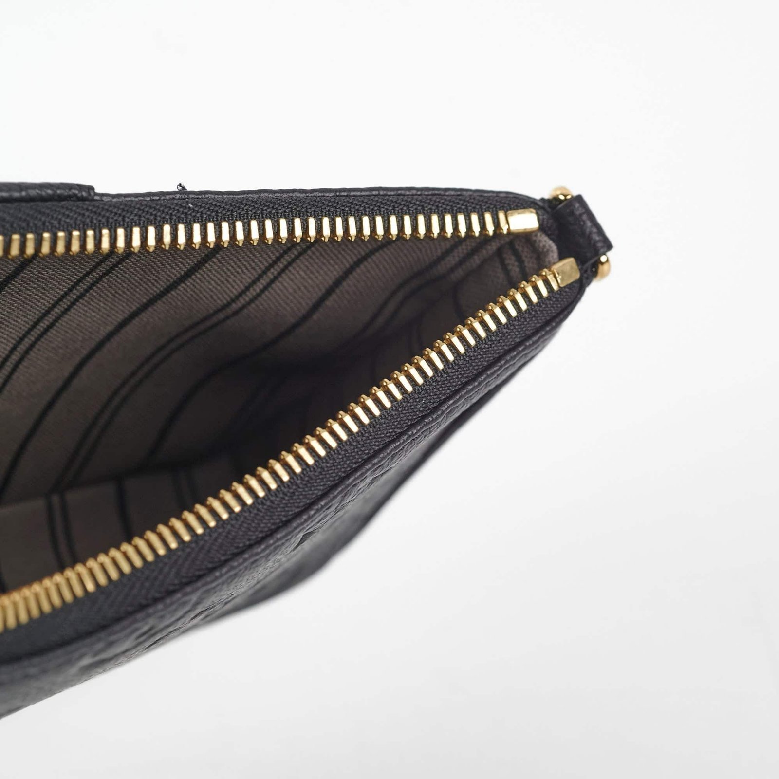 Louis Vuitton Easy Pouch On Strap Black Empreinte | AlmaBagz - Image 4