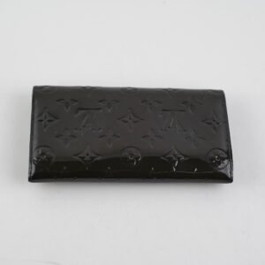 Louis Vuitton Sarah Wallet | AlmaBagz