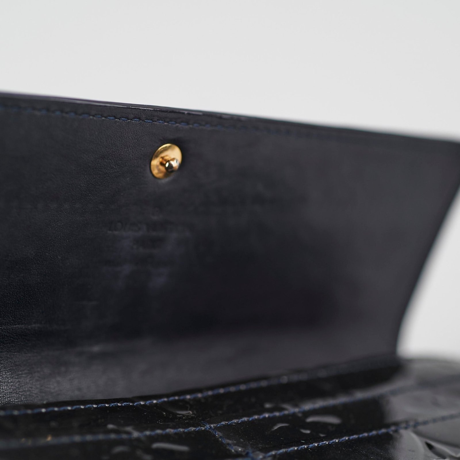 Louis Vuitton Sarah Wallet | AlmaBagz - Image 9