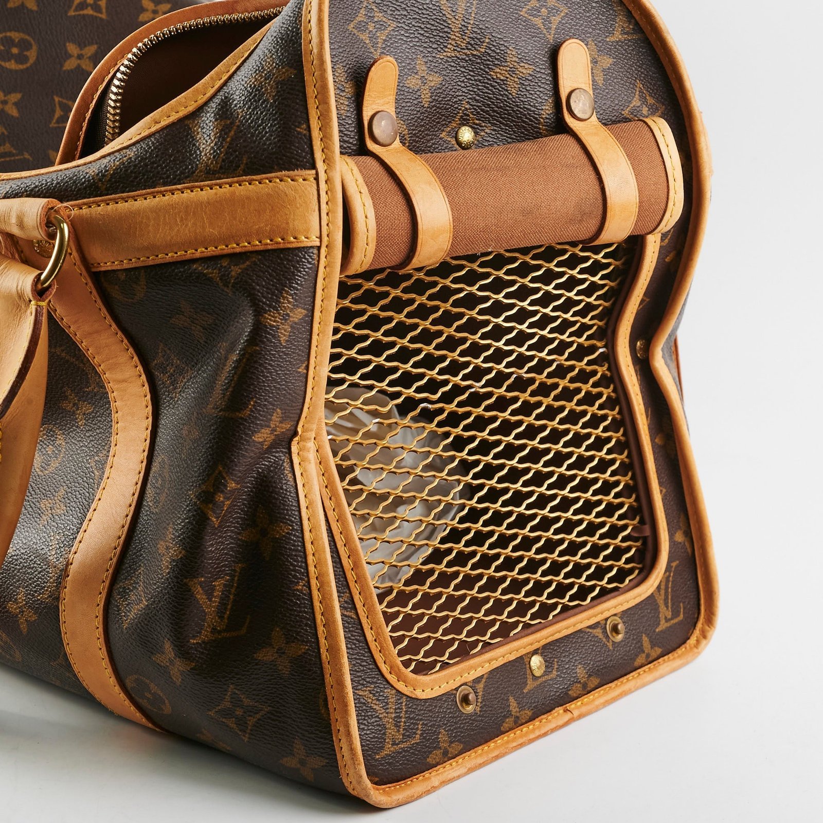 Louis Vuitton Pet Carrier Monogram | AlmaBagz - Image 21