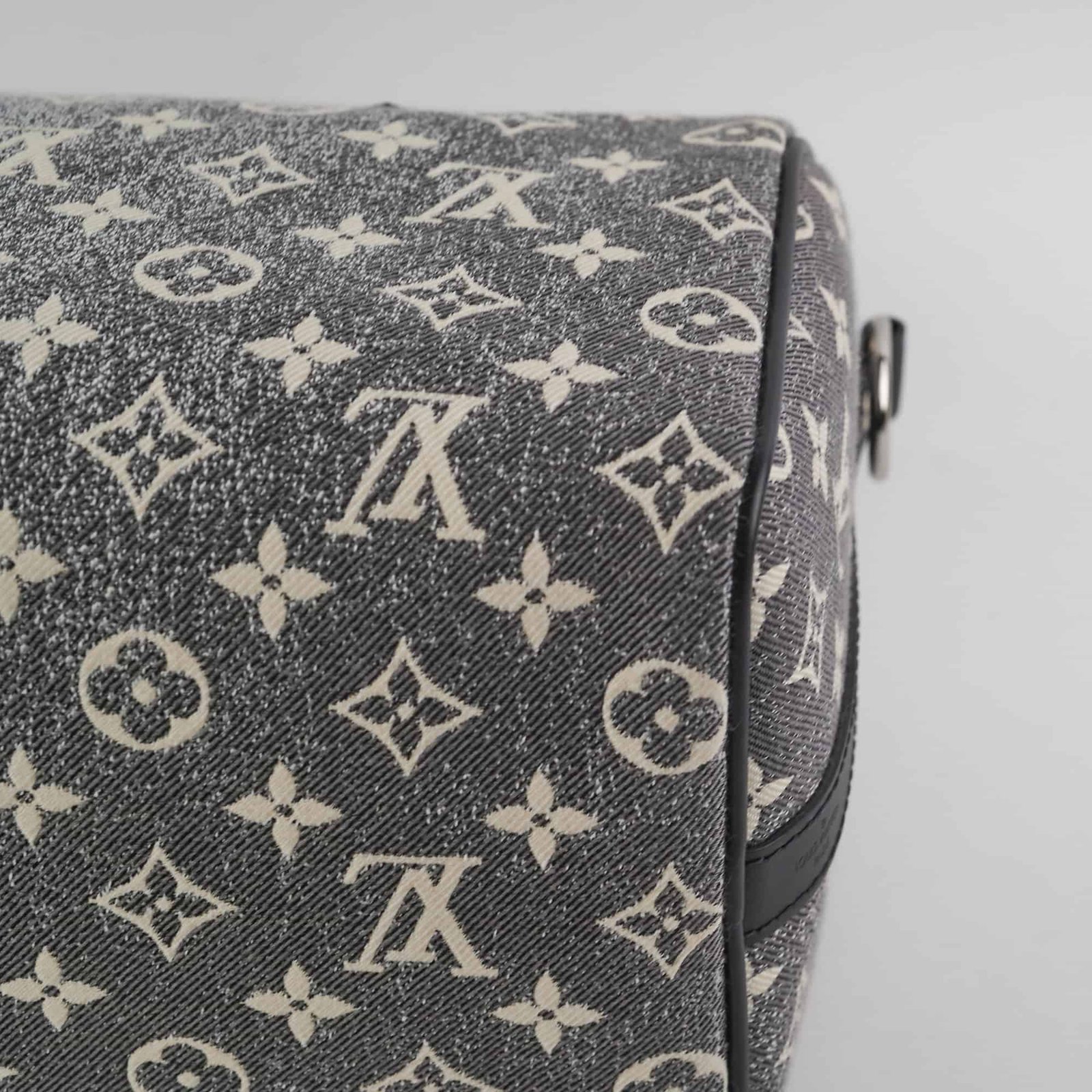 Louis Vuitton Speedy 25 Bandouliere Denim | AlmaBagz - Image 11