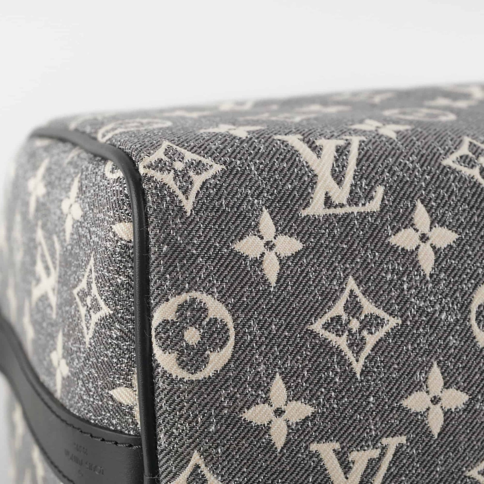 Louis Vuitton Speedy 25 Bandouliere Denim | AlmaBagz - Image 13