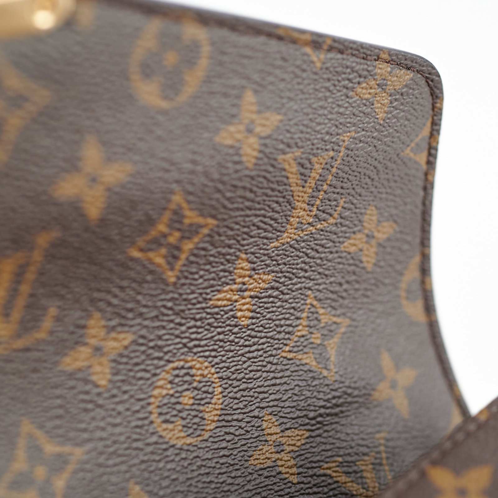 Louis Vuitton Pochette Metis MM Monogram | AlmaBagz - Image 6