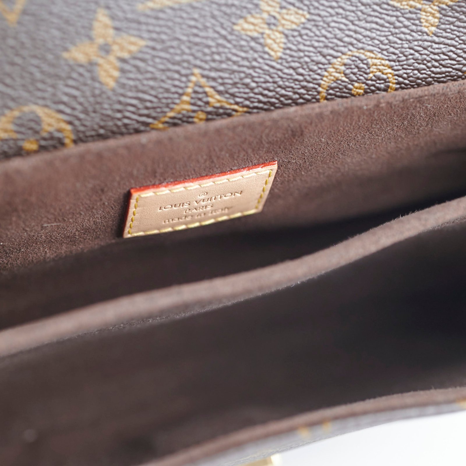 Louis Vuitton Pochette Metis MM Monogram | AlmaBagz - Image 5