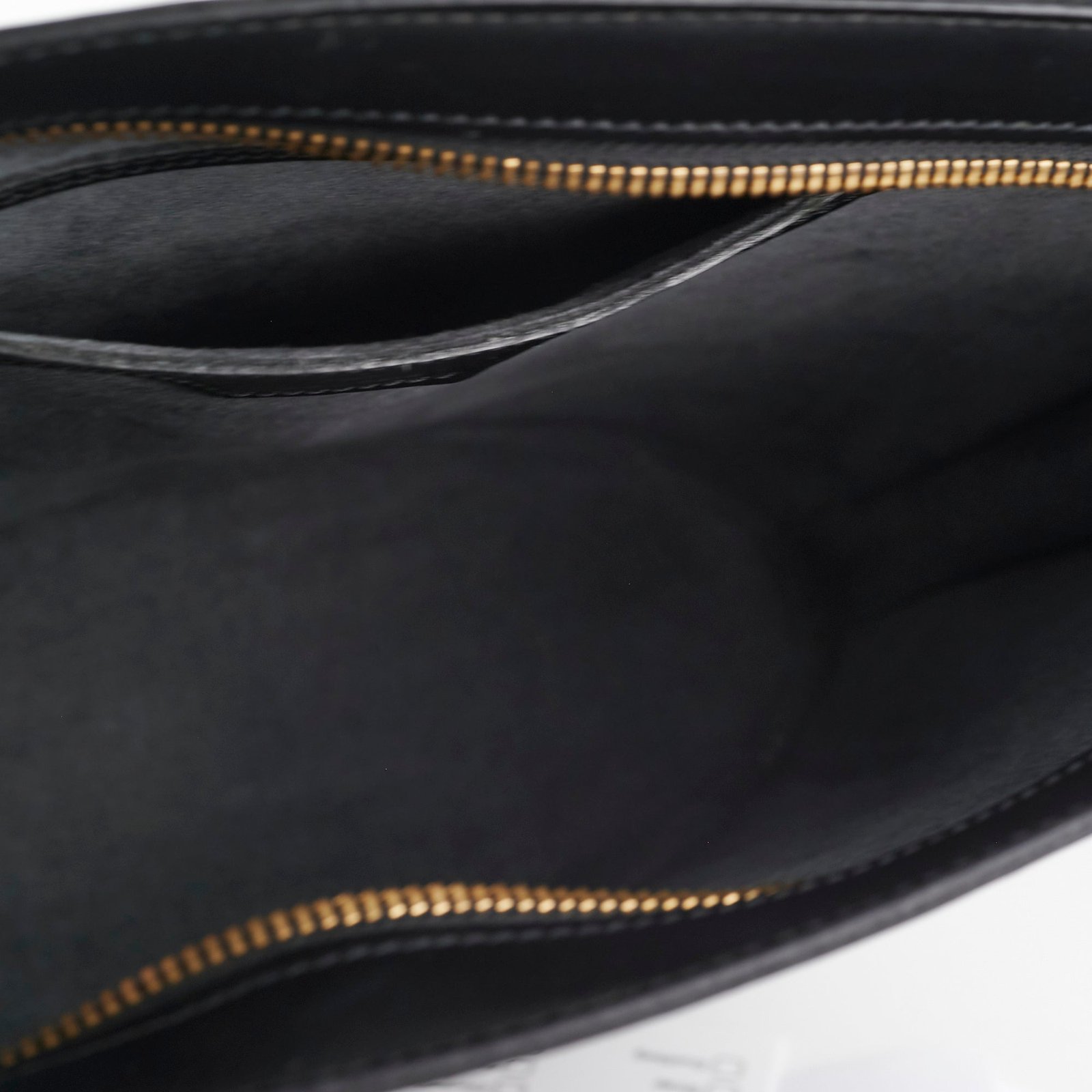 Louis Vuitton Saint Jacques Epi Black Bag | AlmaBagz - Image 6