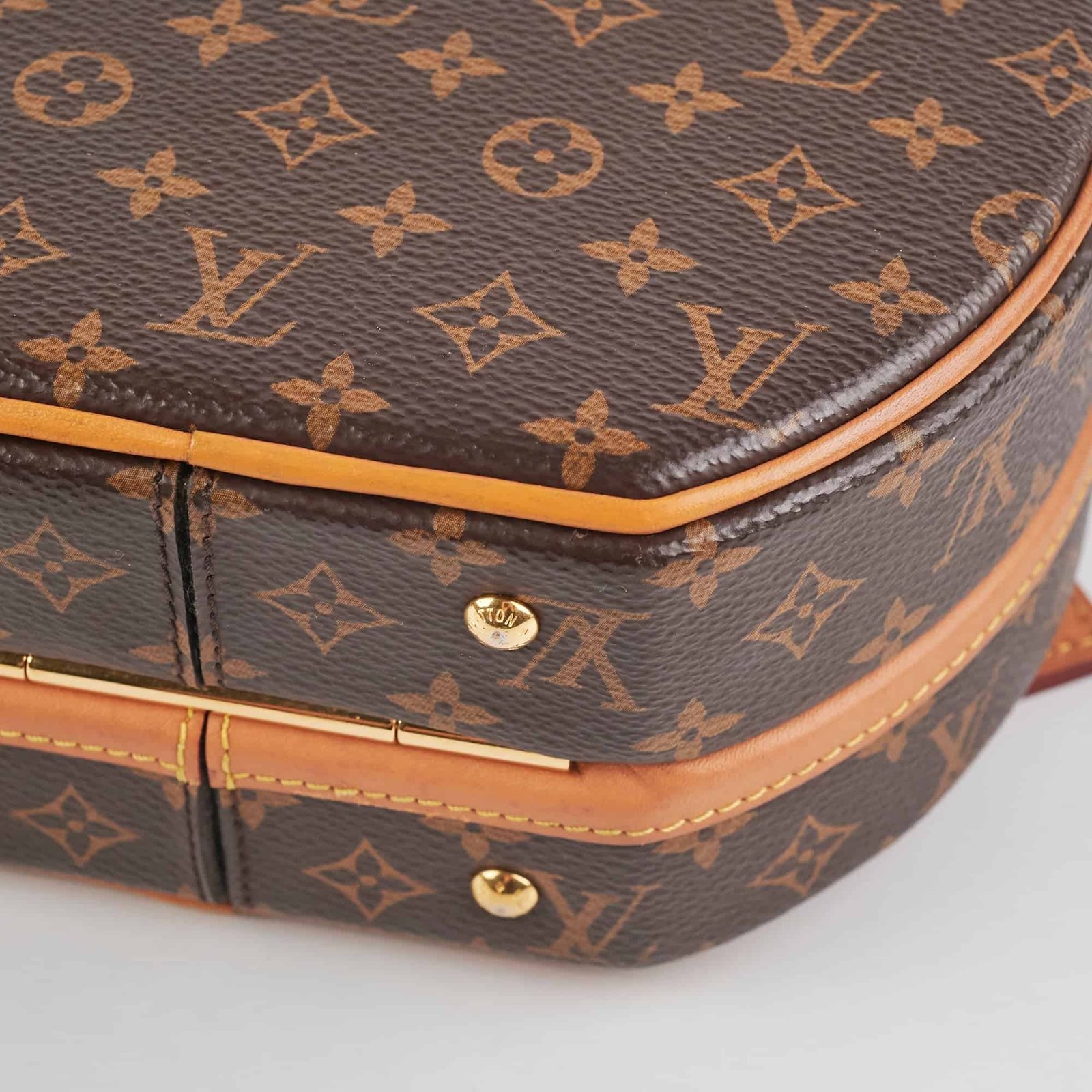 Louis Vuitton Petite Boite Chapeau Monogram | AlmaBagz - Image 9