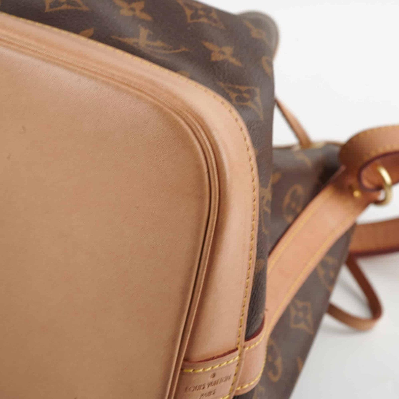 Louis Vuitton Petite Neo Noe Monogram | AlmaBagz - Image 13