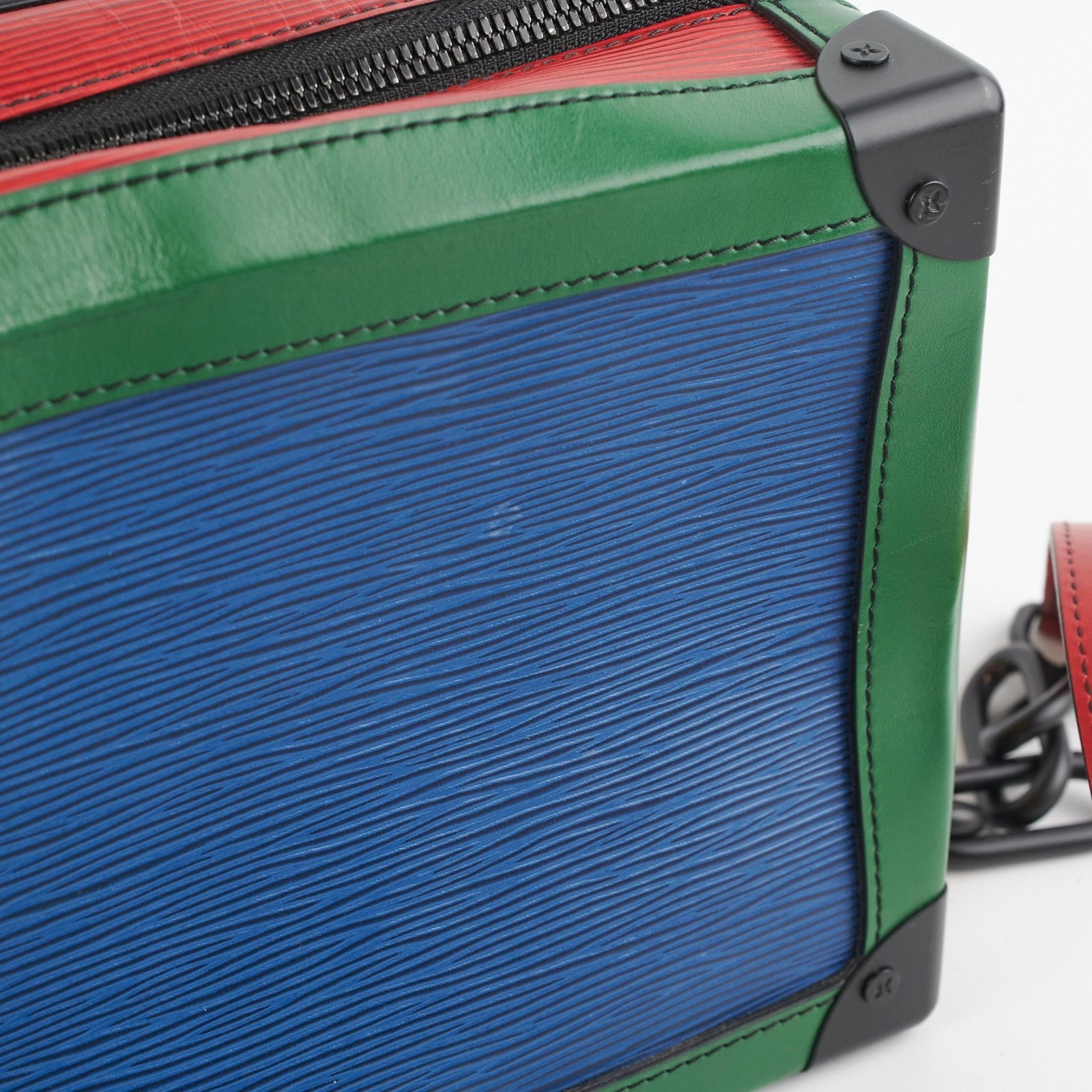 Louis Vuitton Soft Trunk Colour-Block Epi Leather | AlmaBagz - Image 9