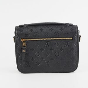 Louis Vuitton Pochette Metis Black | AlmaBagz