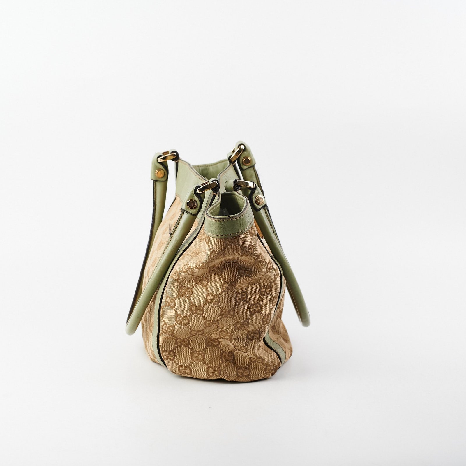 Gucci Abbey D-Ring Shoulder Bag | AlmaBagz - Image 2