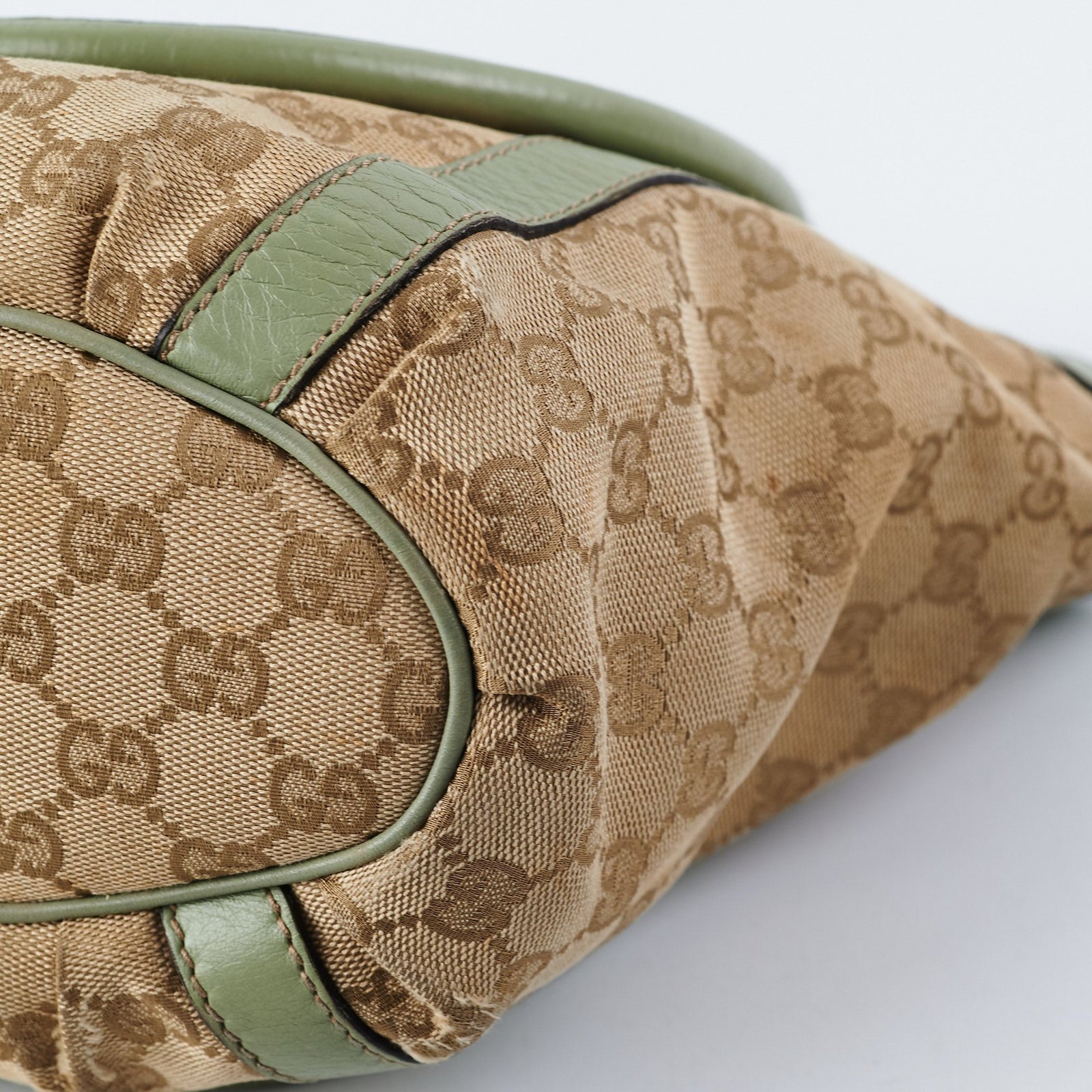 Gucci Abbey D-Ring Shoulder Bag | AlmaBagz - Image 11