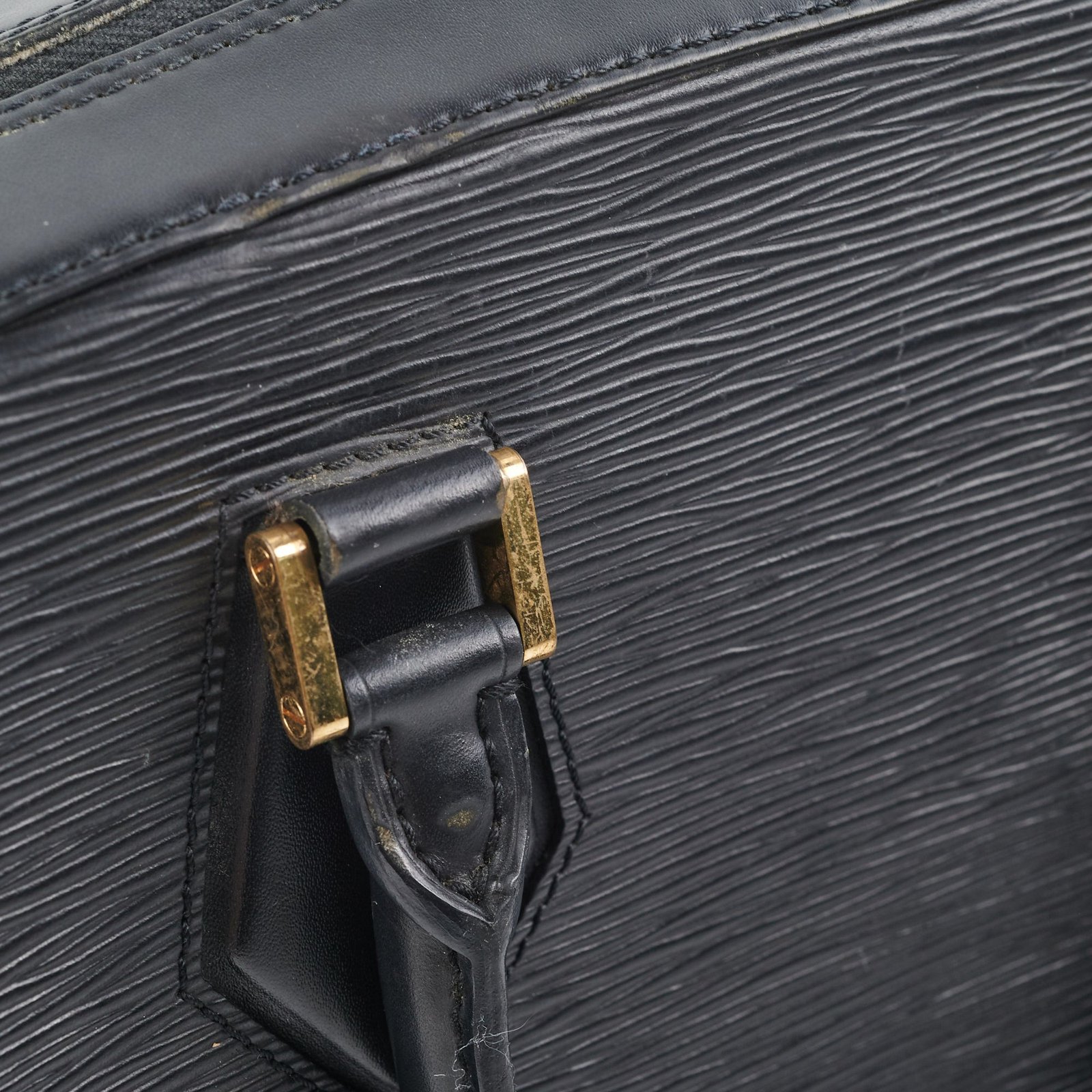 Louis Vuitton Sablons Bag Back | AlmaBagz - Image 8