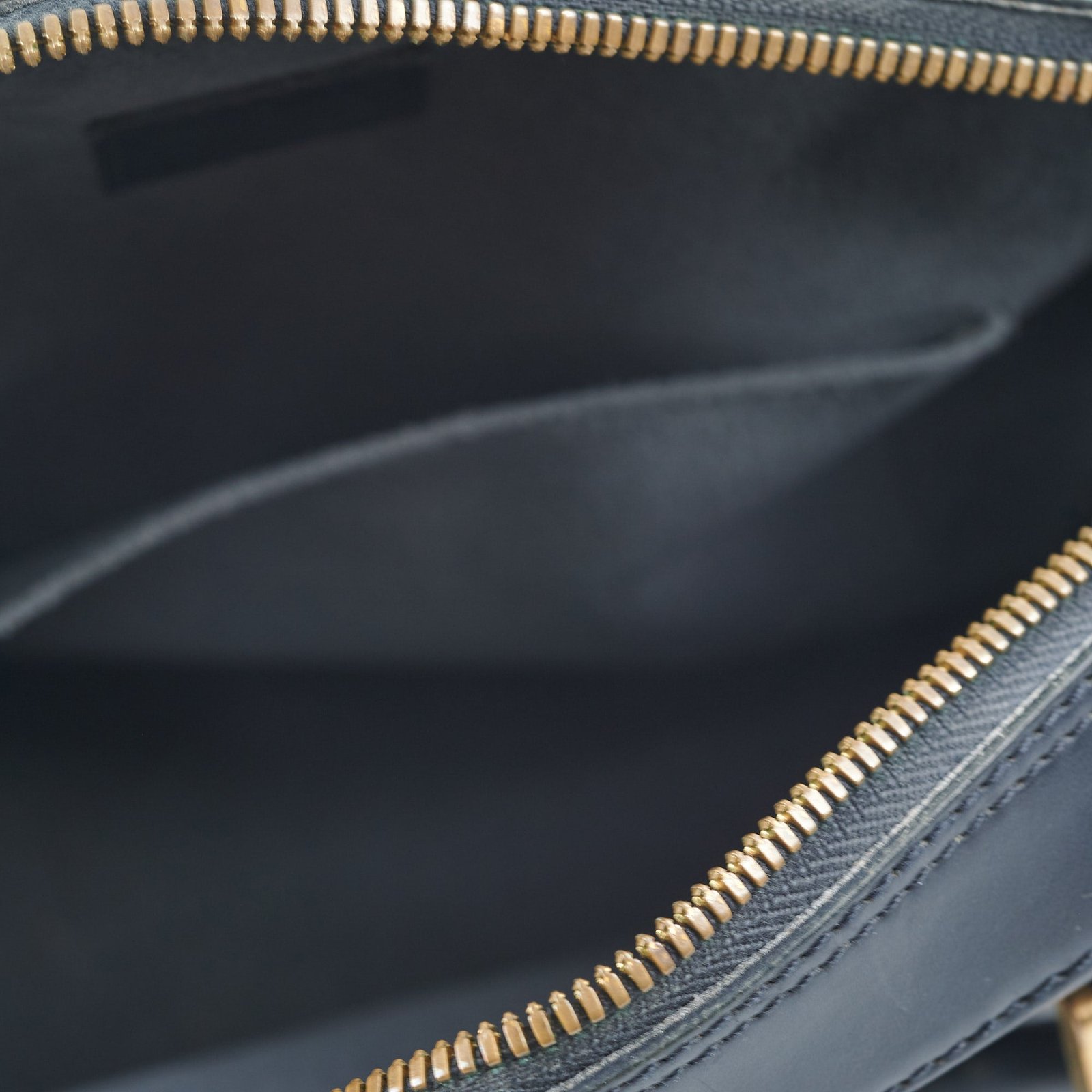 Louis Vuitton Sablons Bag Back | AlmaBagz - Image 9