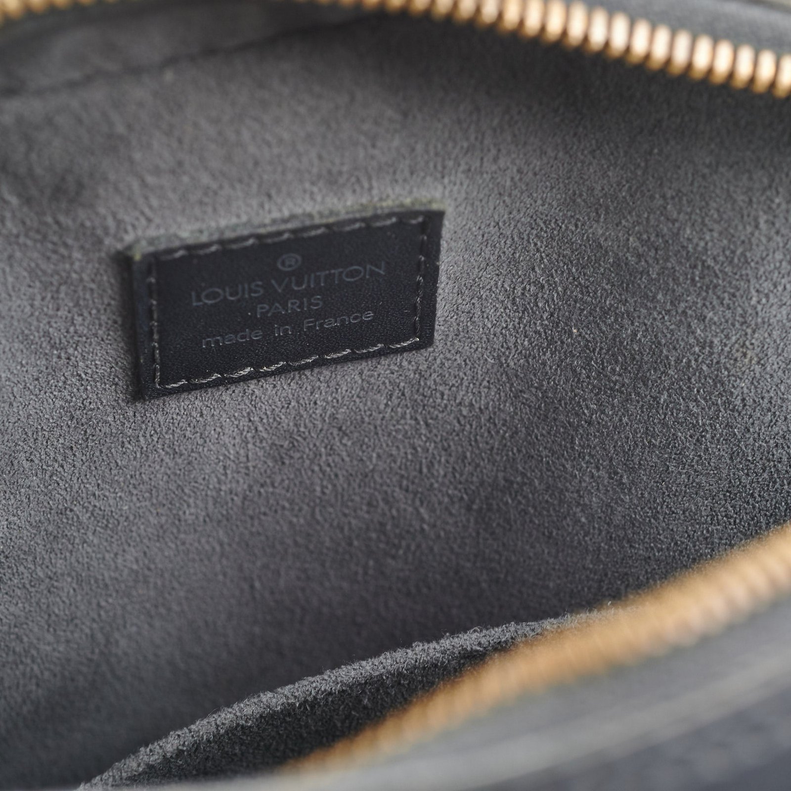 Louis Vuitton Sablons Bag Back | AlmaBagz - Image 10