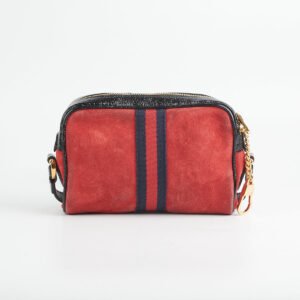 Gucci Vintage Nubuck Camera Bag Red | AlmaBagz