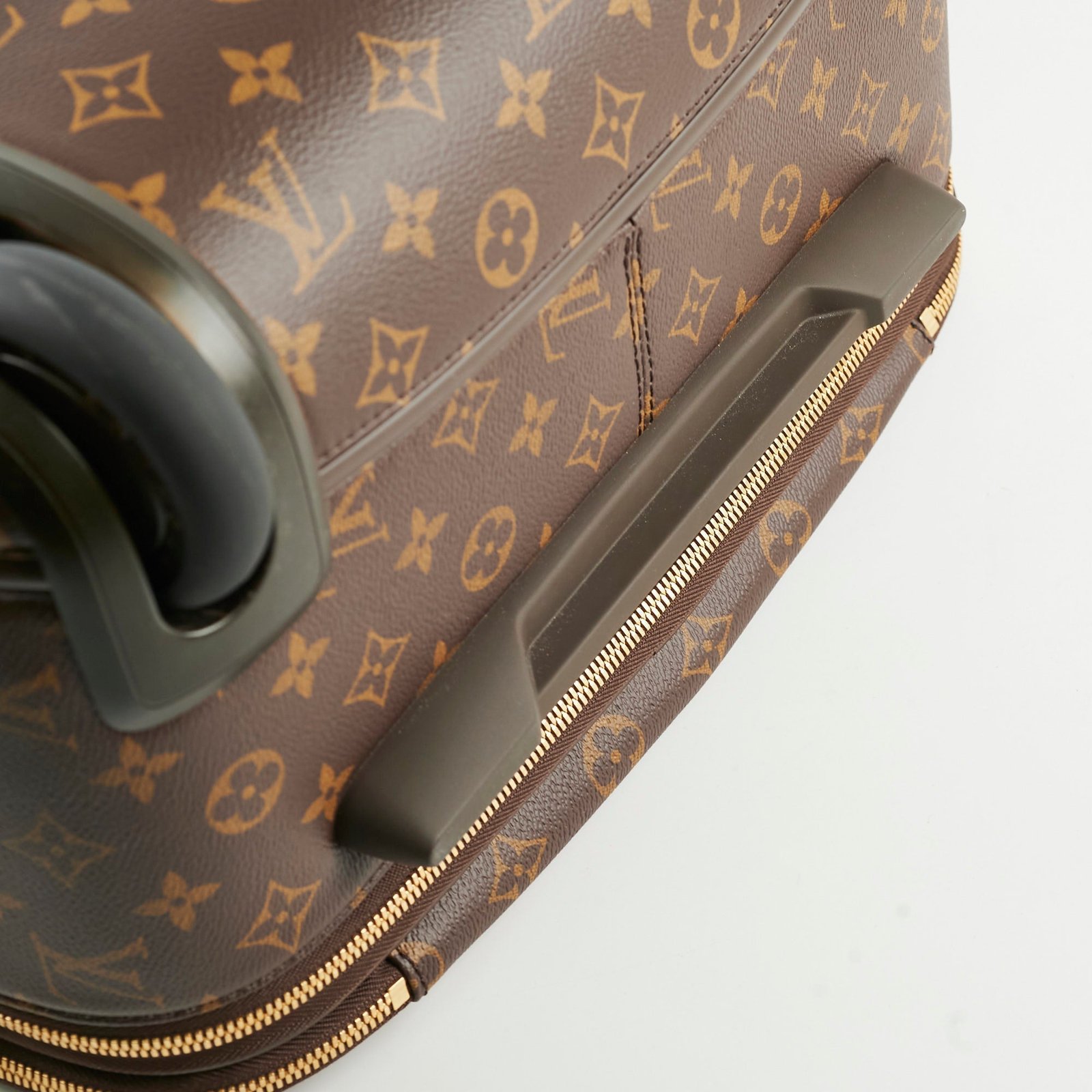 Louis Vuitton Pegase 50 Cabin Luggage Monogram | AlmaBagz - Image 4
