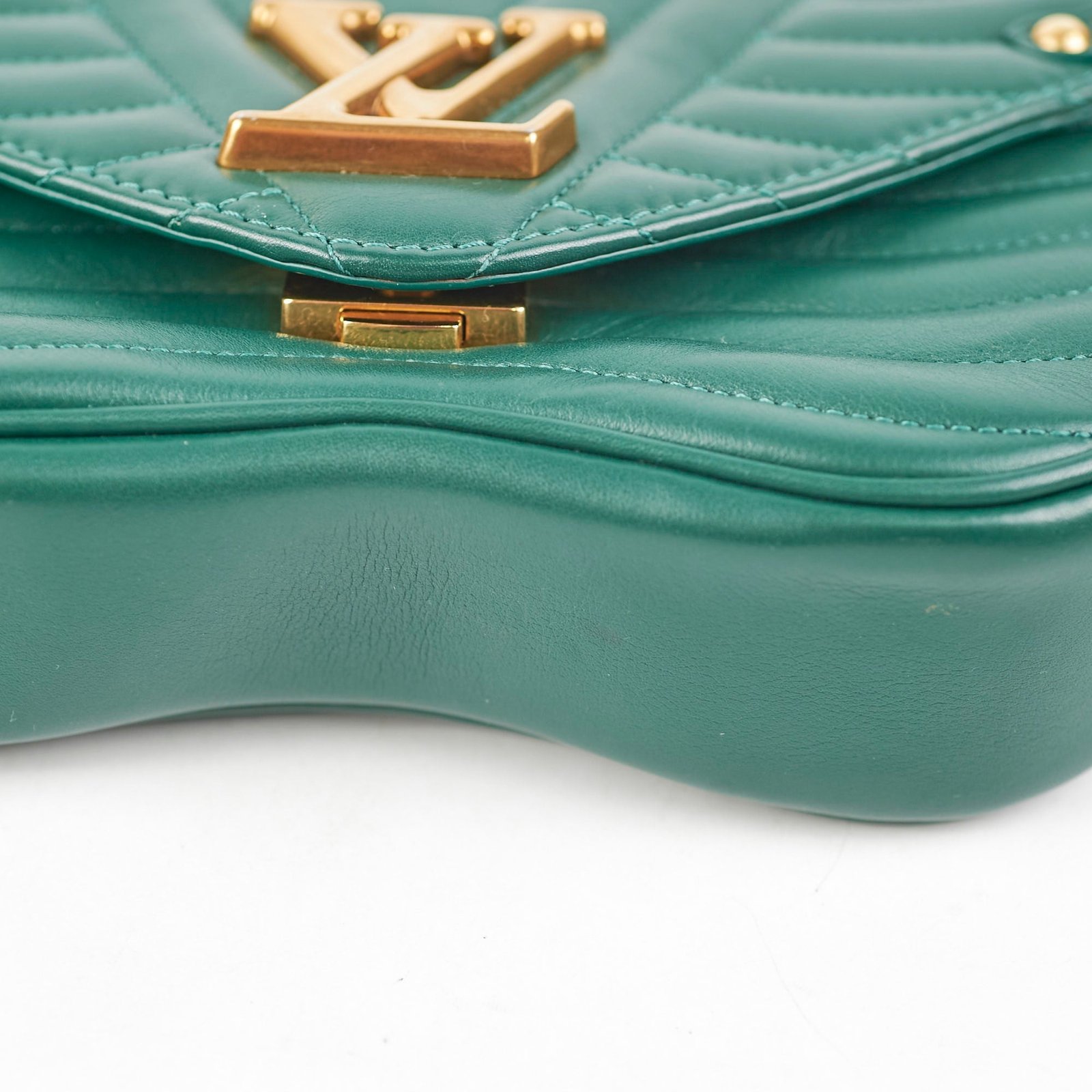 Louis Vuitton New Wave Small Bag Green | AlmaBagz - Image 12