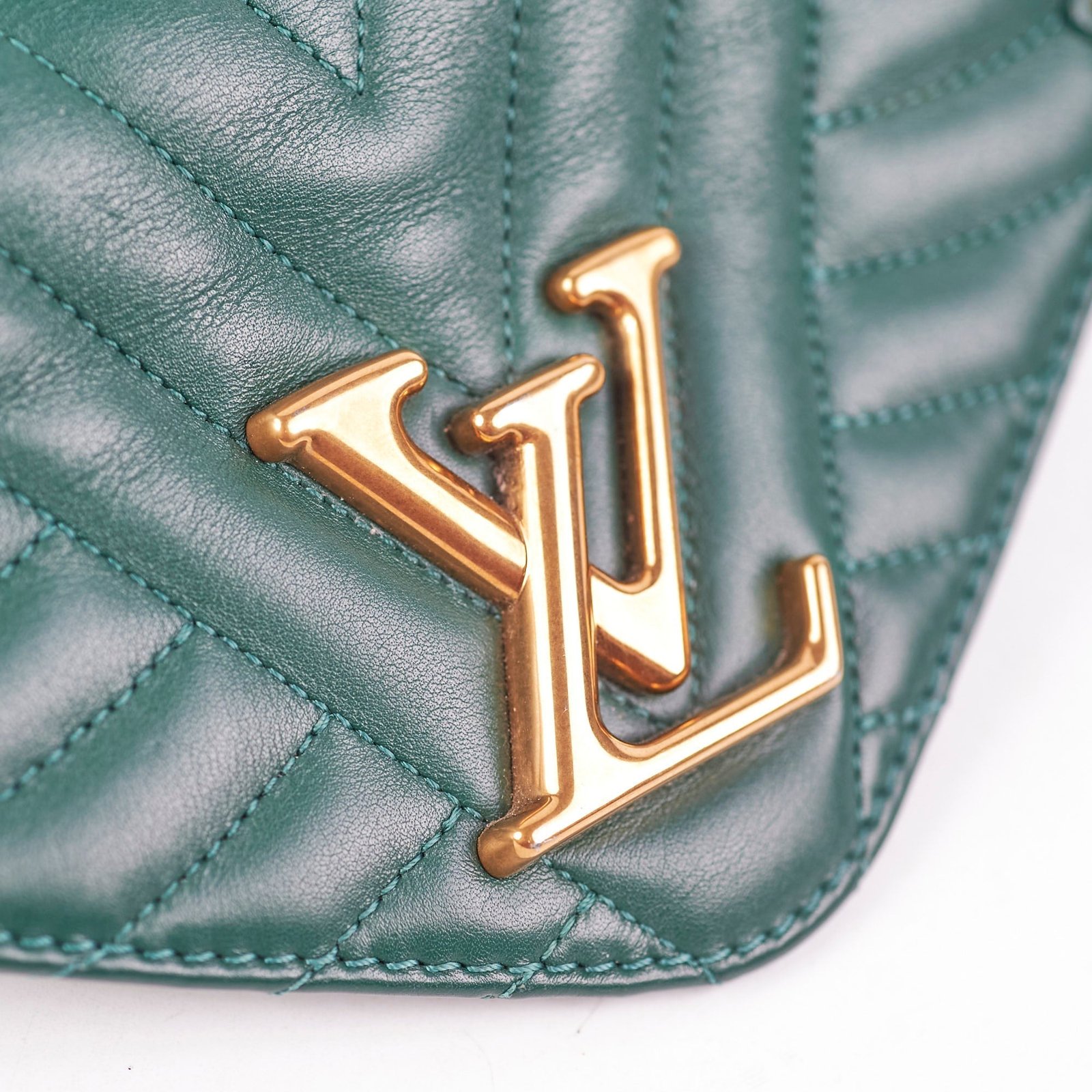 Louis Vuitton New Wave Small Bag Green | AlmaBagz - Image 15
