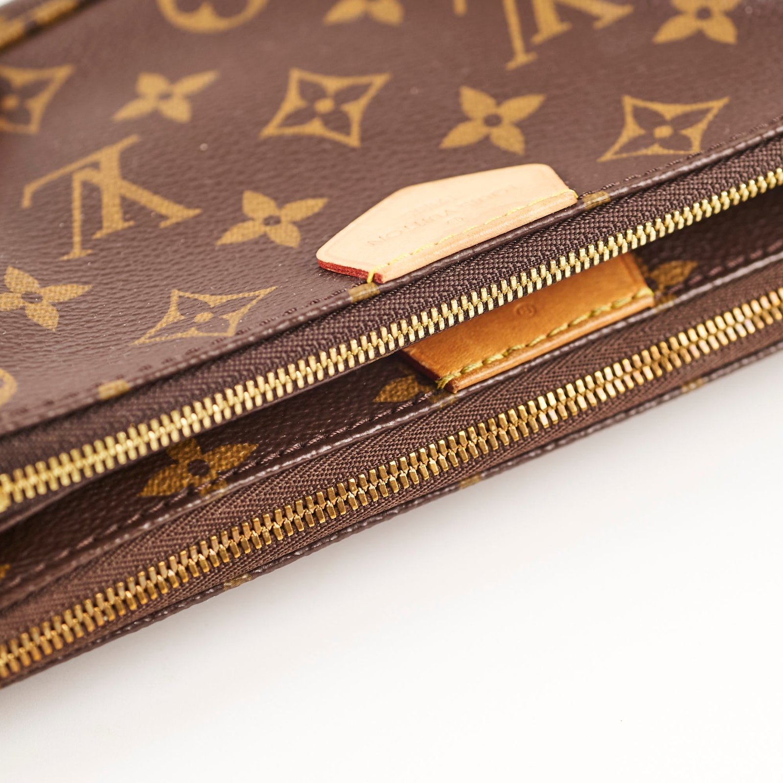 Louis Vuitton Multi Pochette Monogram Khaki | AlmaBagz - Image 11