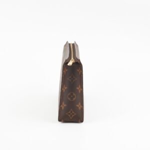 Louis Vuitton Monogram Toiletry Pouch 19 | AlmaBagz