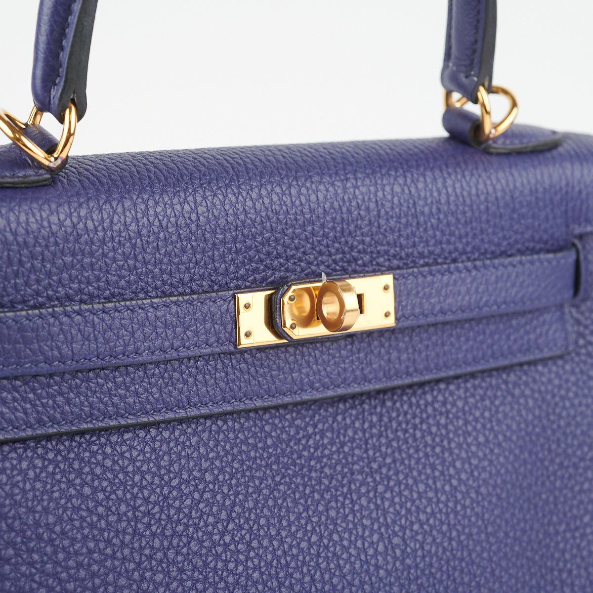 Hermes Kelly 25 Blue Saphir C Stamp | AlmaBagz - Image 4