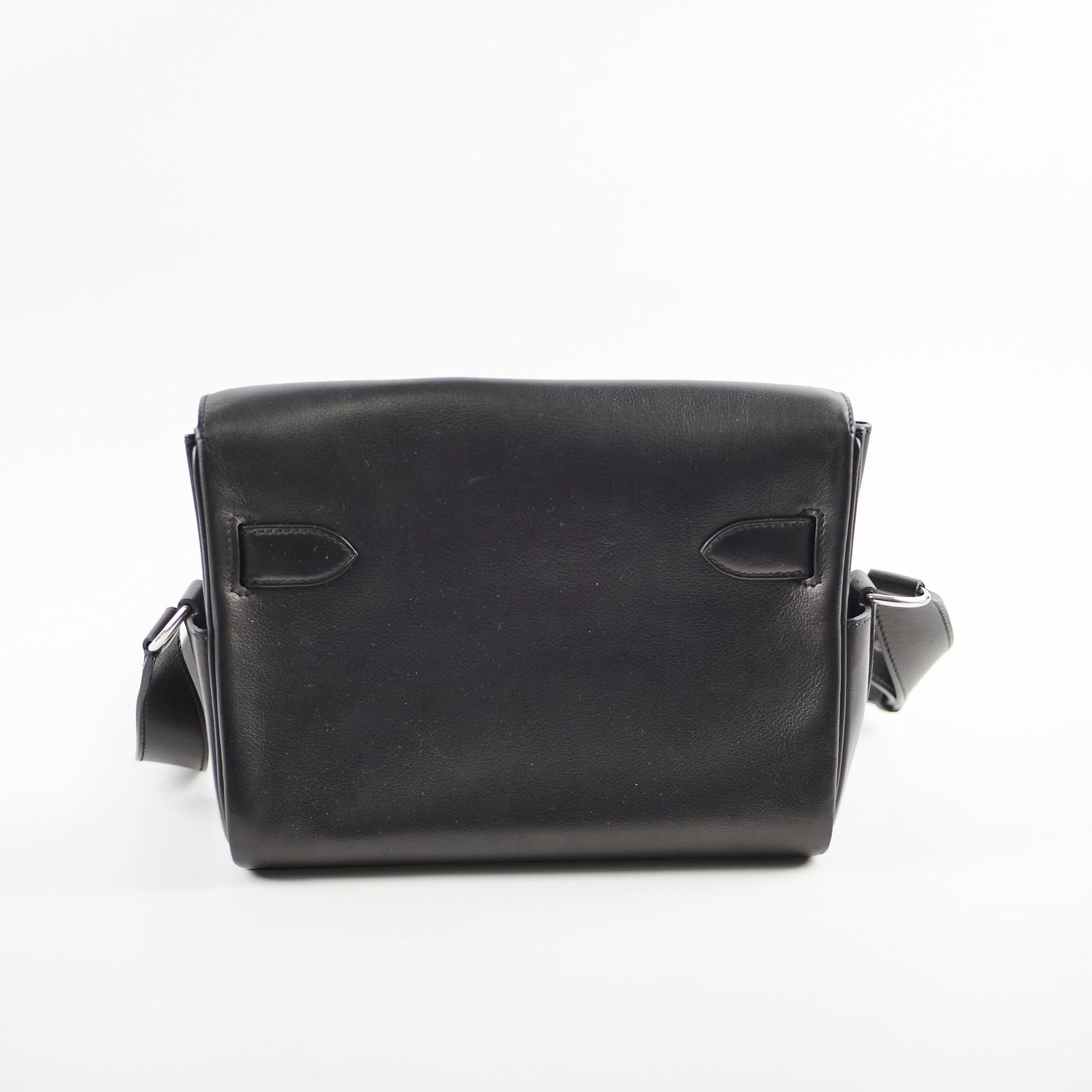 Hermes Kelly Messenger PM Bag Black | AlmaBagz