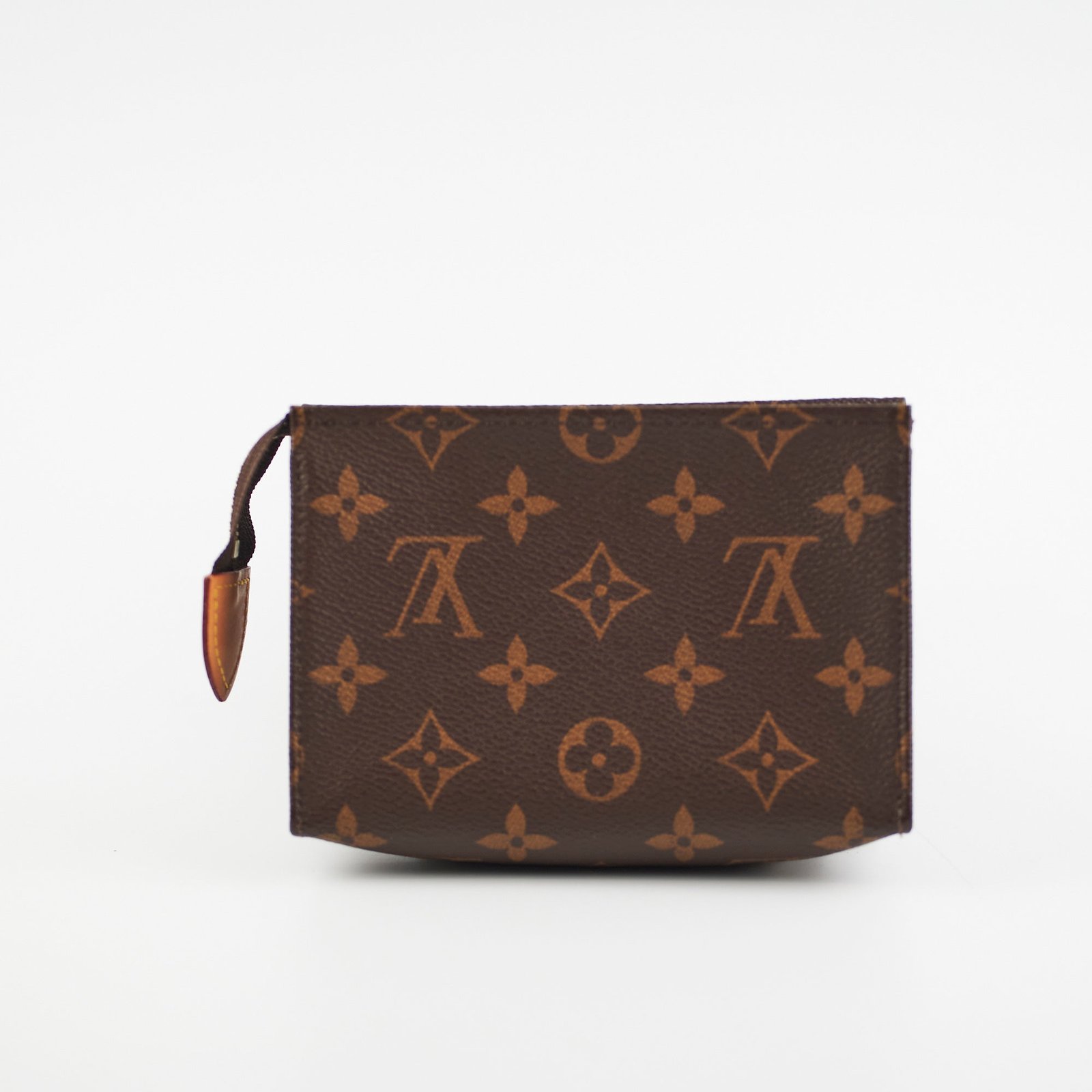 Louis Vuitton Monogram Pochette Toiletry 15 Pouch | AlmaBagz