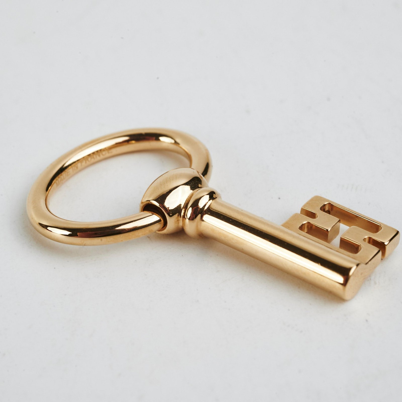 Hermes Key Scarf Ring Gold | AlmaBagz - Image 2